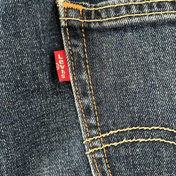 Levis Men’s Jorts size 36 dark blue color - Picture 5 of 11